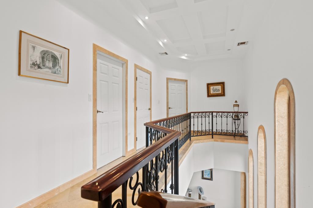 listing image with ID 71129