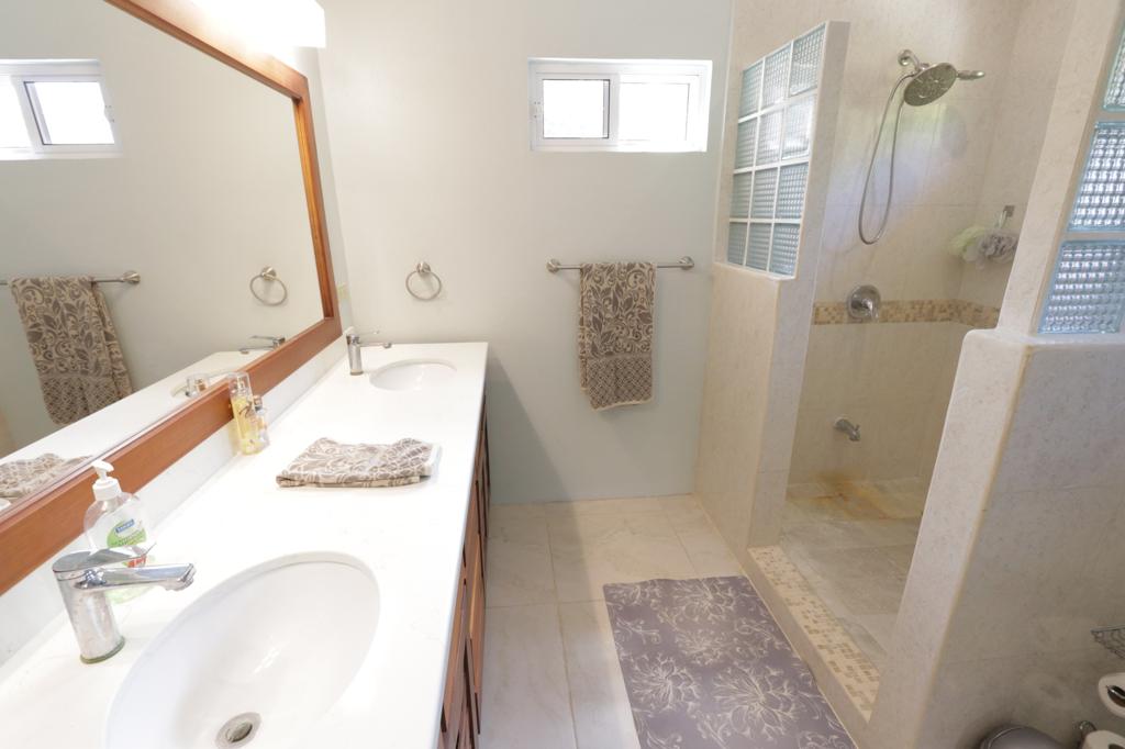 listing image with ID 72566