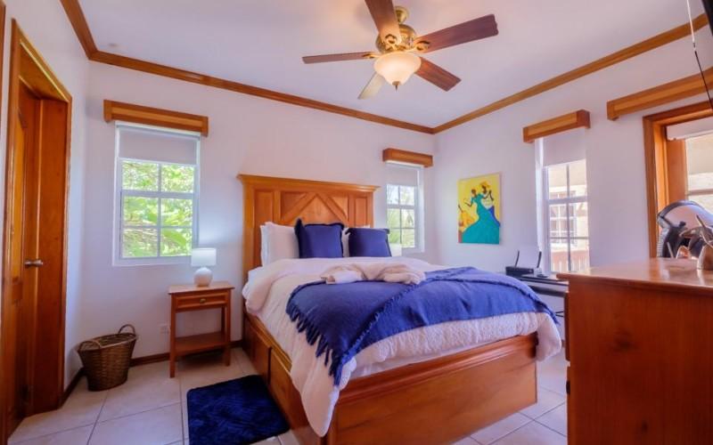 listing image with ID 72067