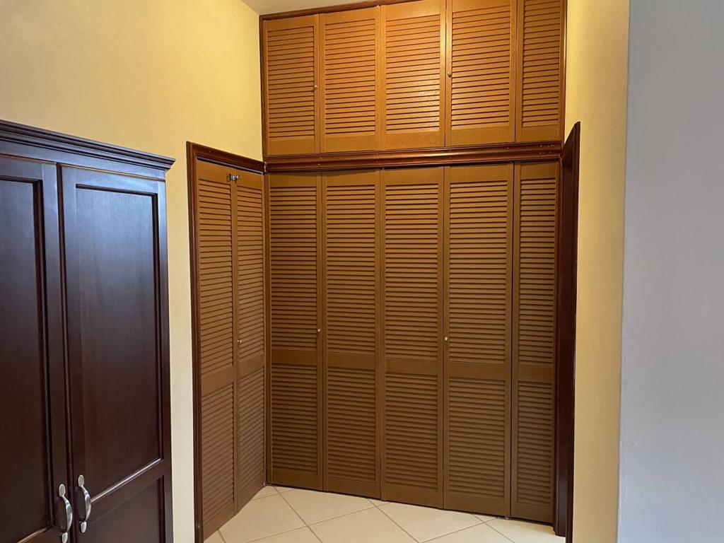 listing image with ID 71067