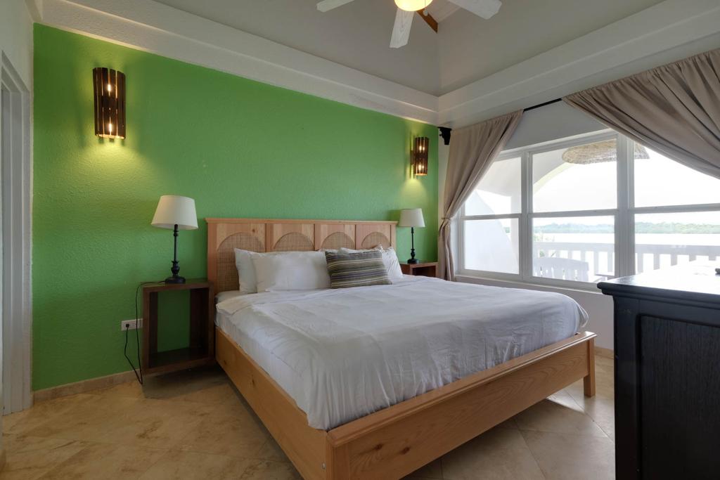 listing image with ID 72385