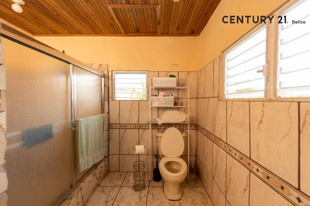 listing image with ID 74020