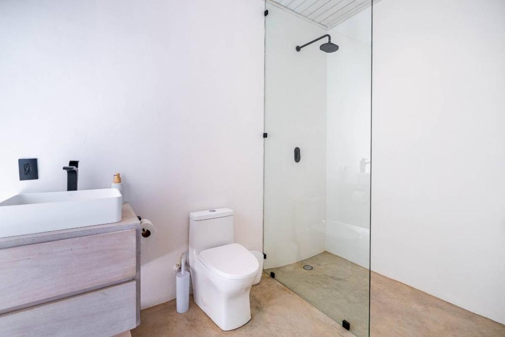 listing image with ID 73049