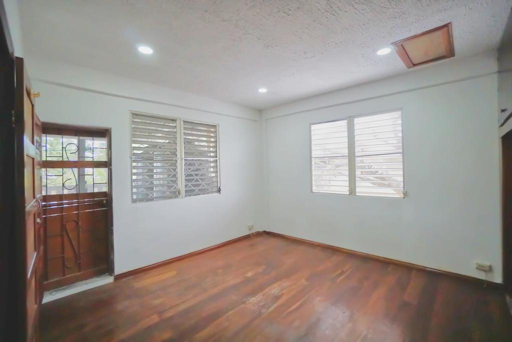 listing image with ID 74095