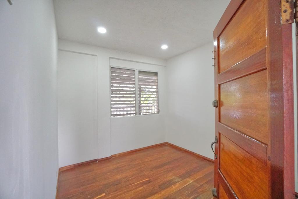 listing image with ID 74092