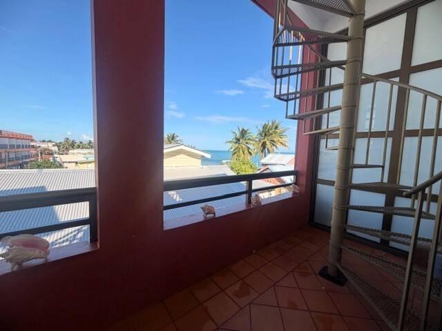 listing image with ID 73001