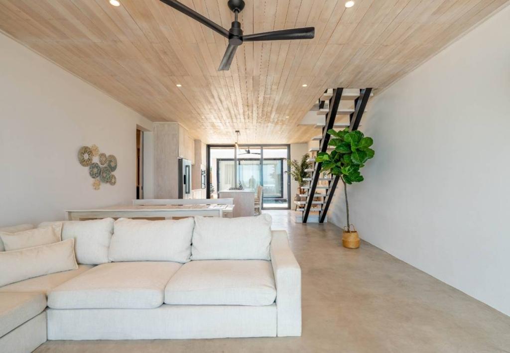 listing image with ID 73040