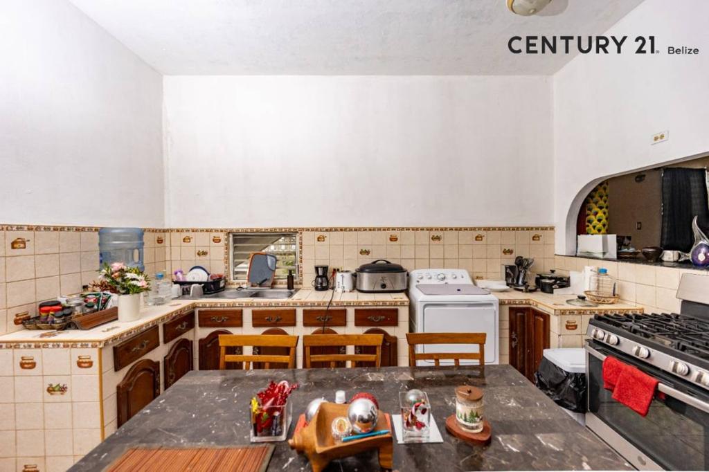 listing image with ID 74008