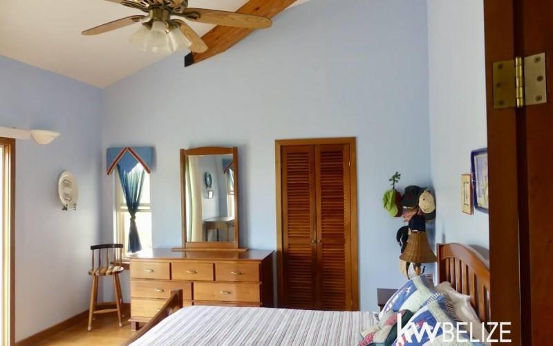 listing image with ID 107057