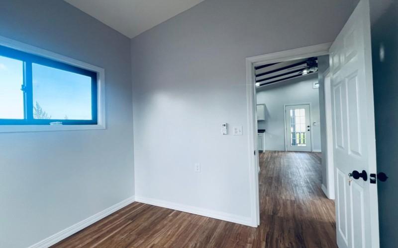 listing image with ID 98533