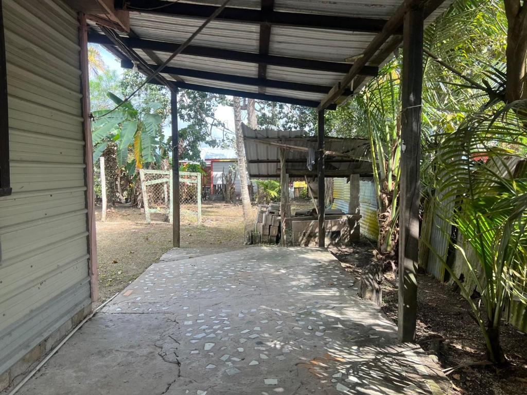 listing image with ID 99404