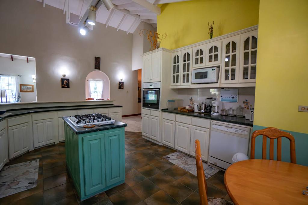 listing image with ID 82023