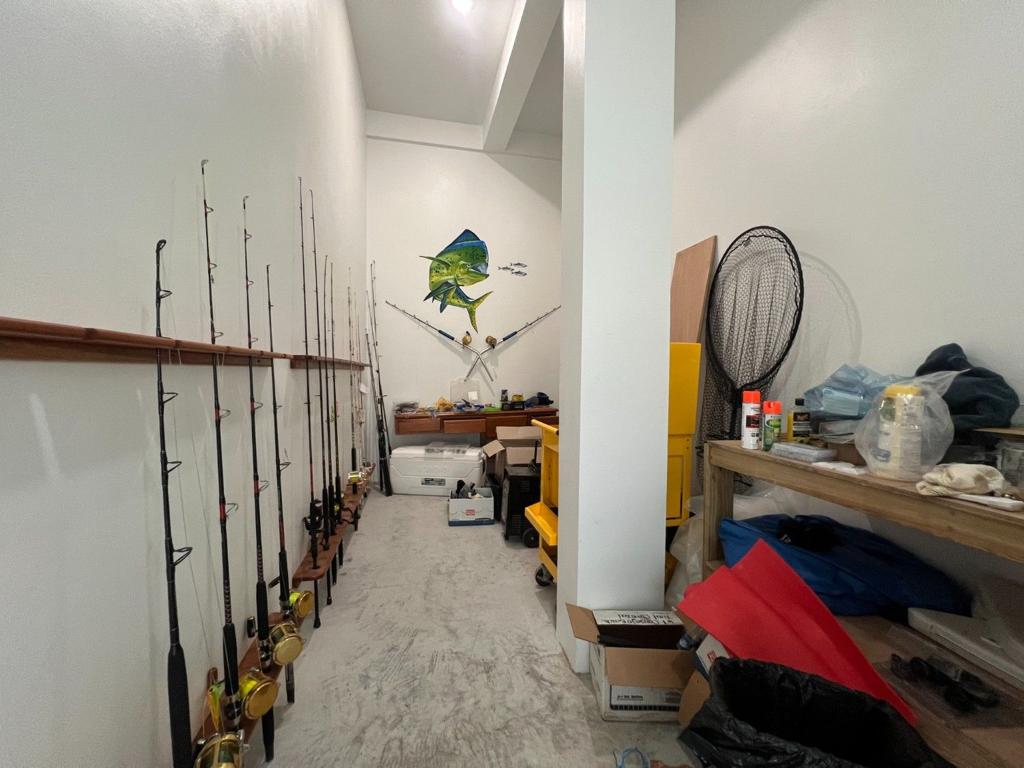 listing image with ID 74823