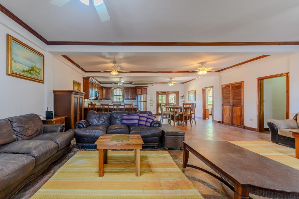 listing image with ID 103940