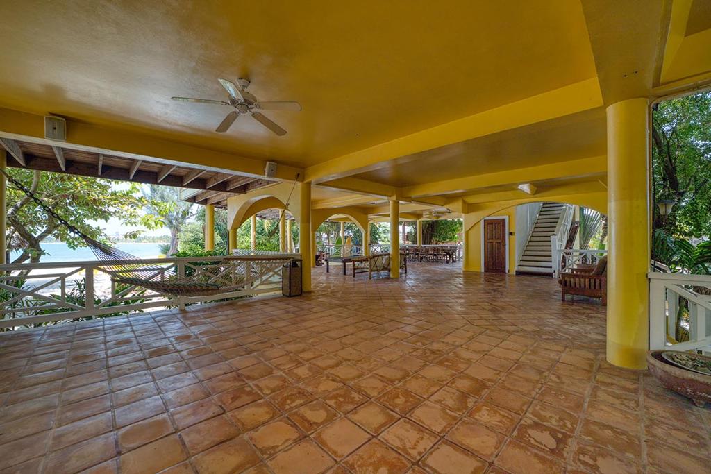 listing image with ID 102842