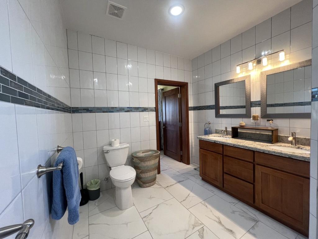 listing image with ID 74811