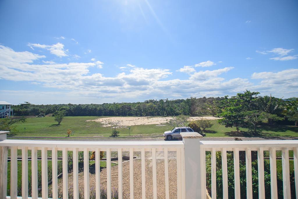 listing image with ID 102812