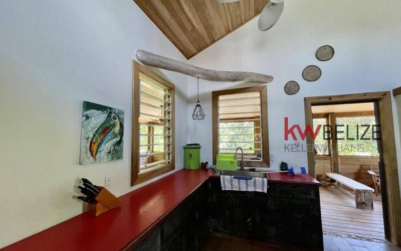 listing image with ID 104132