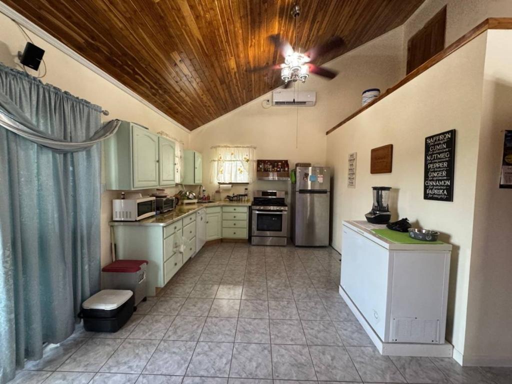 listing image with ID 103961