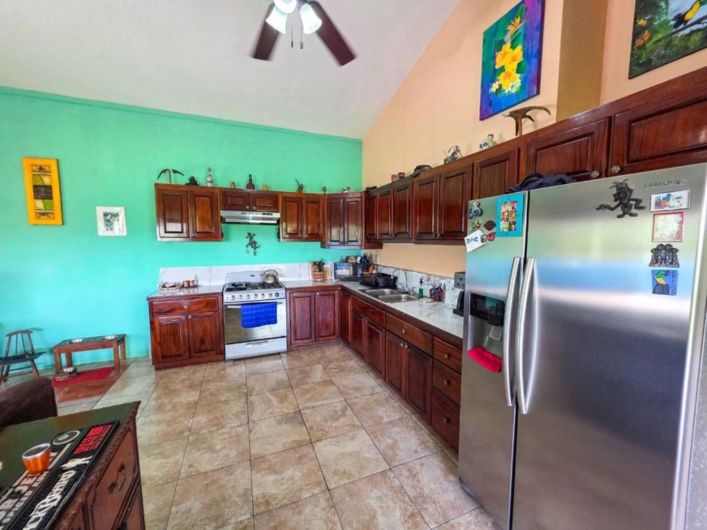listing image with ID 77496