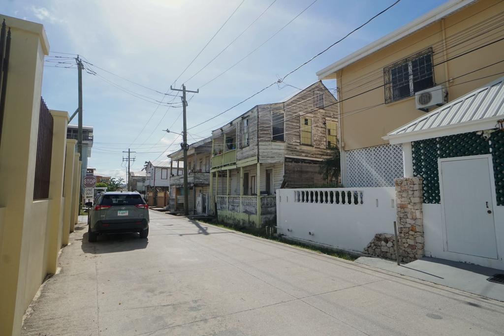 listing image with ID 100304