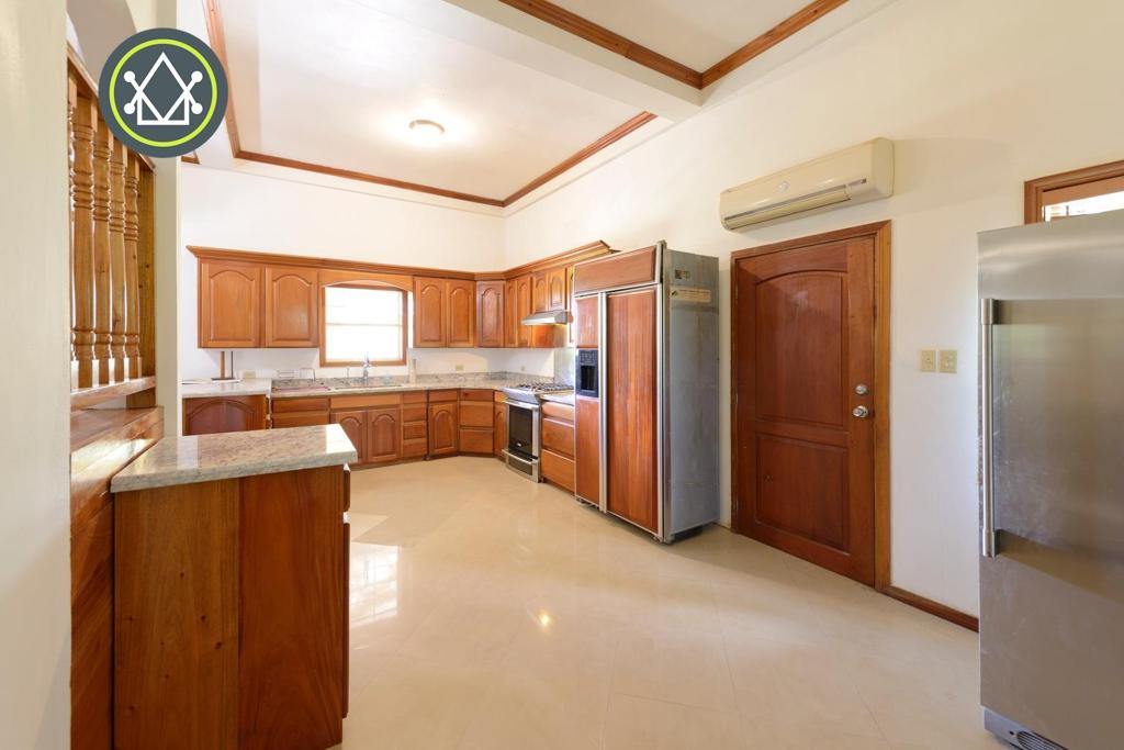 listing image with ID 90825