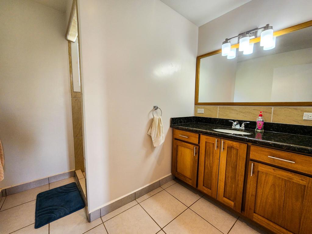 listing image with ID 78008