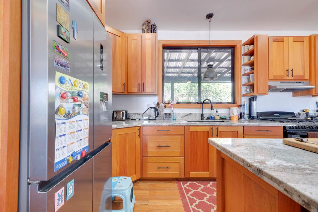 listing image with ID 104760