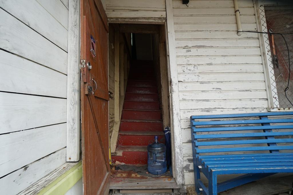 listing image with ID 100305