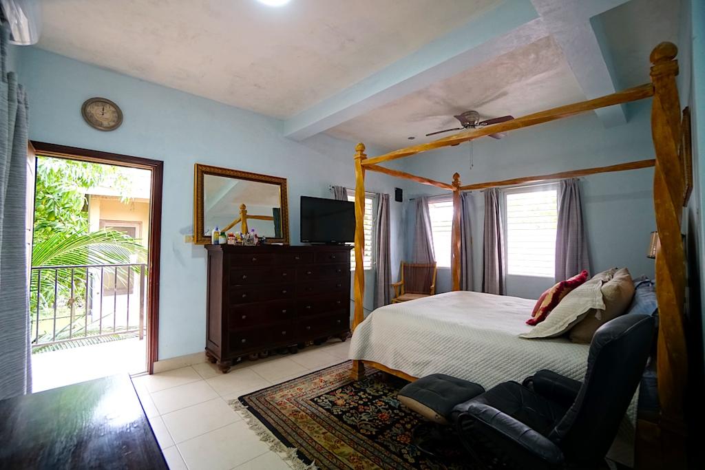listing image with ID 74914