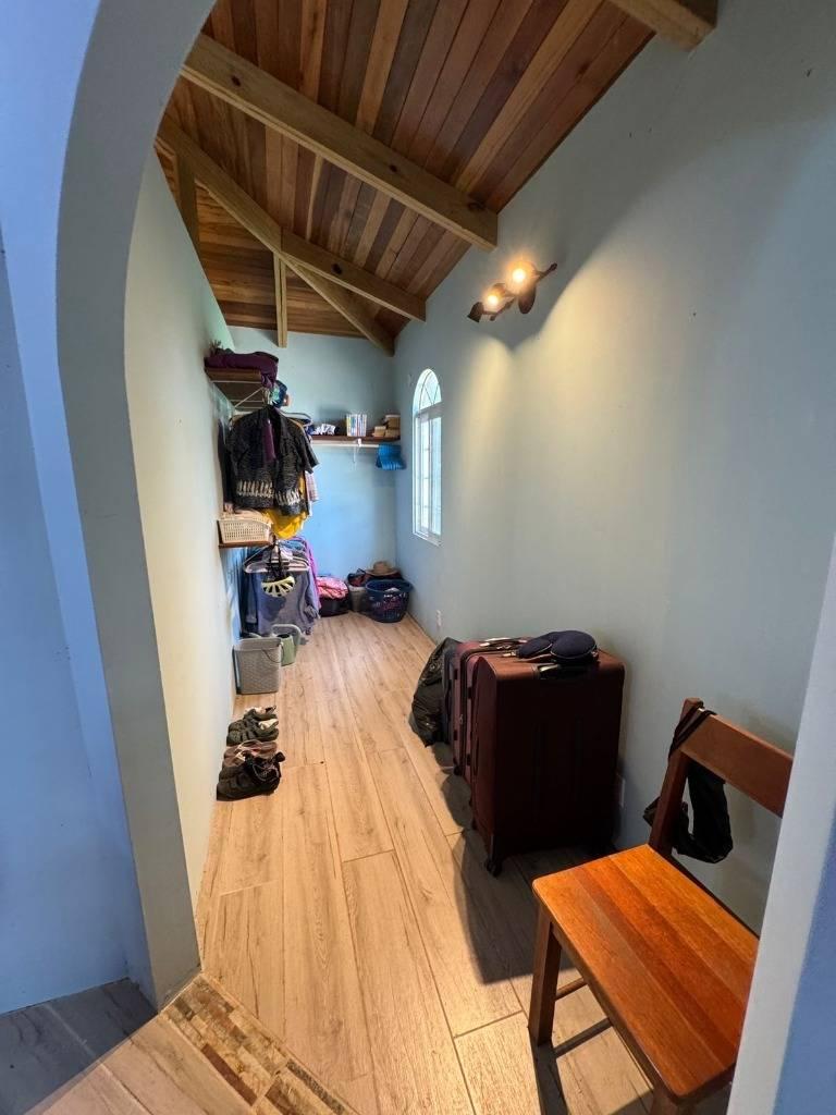 listing image with ID 103896