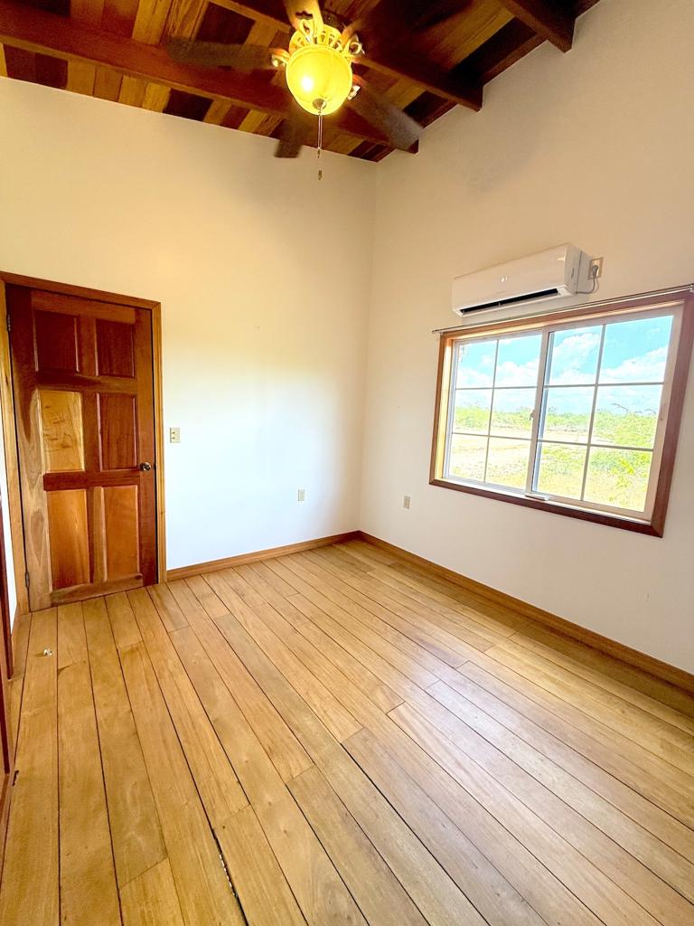 listing image with ID 93437