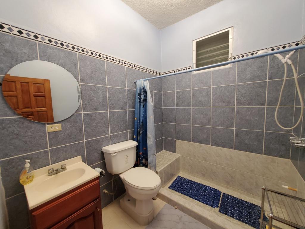 listing image with ID 104737