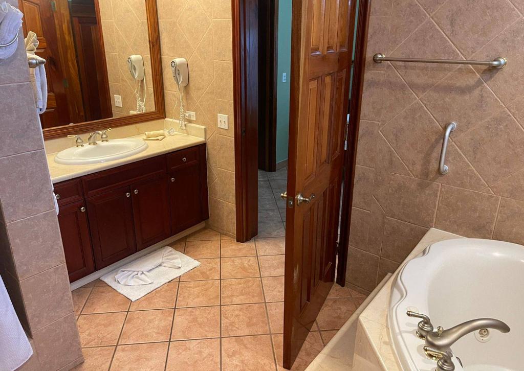 listing image with ID 97443