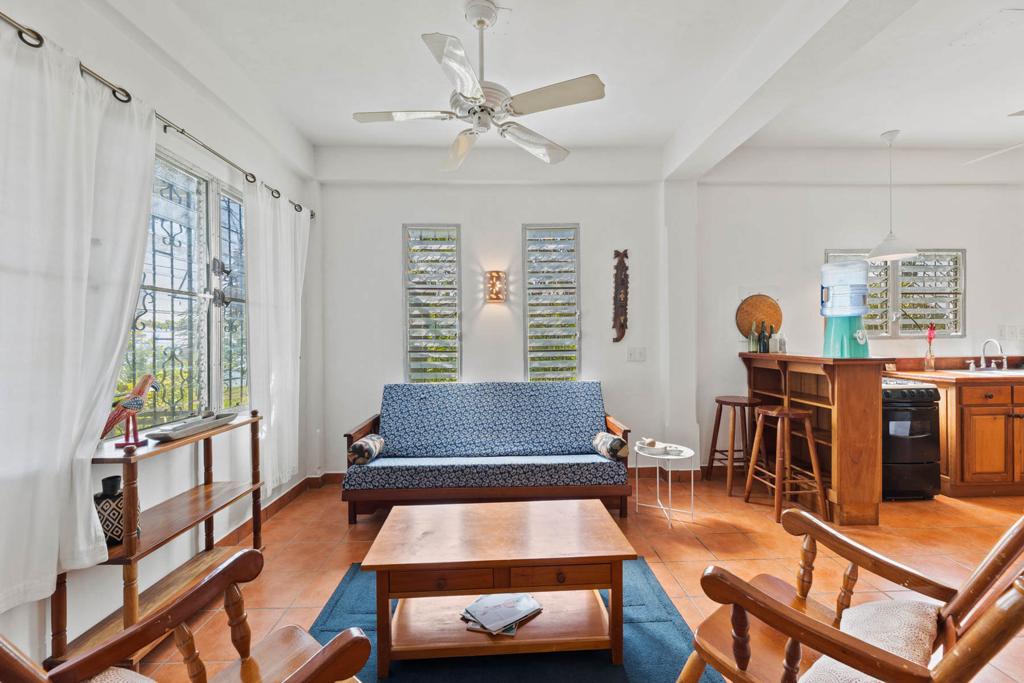 listing image with ID 104821