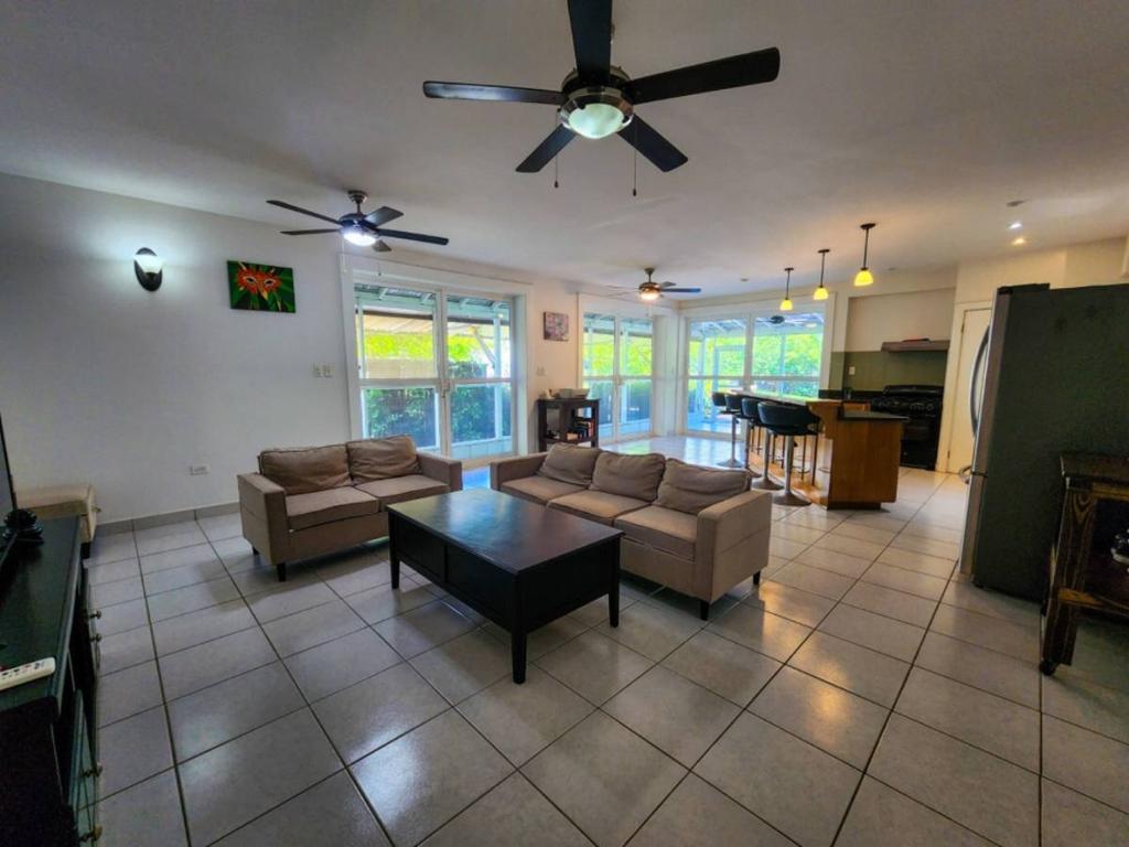 listing image with ID 96990