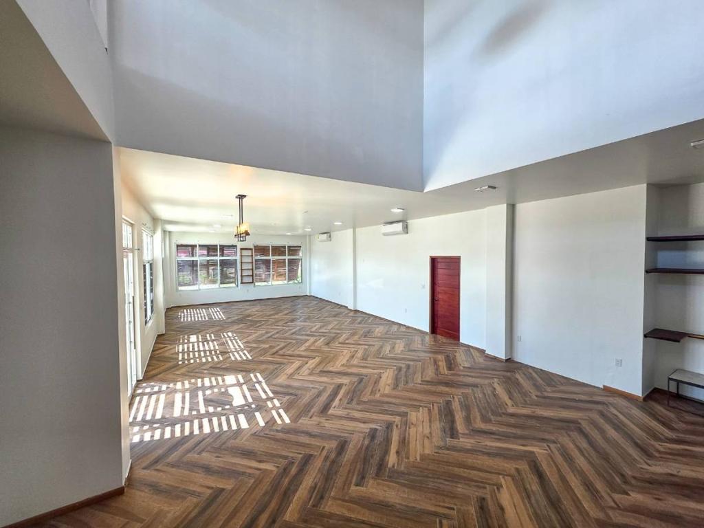 listing image with ID 78579