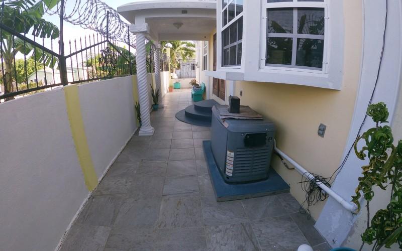 listing image with ID 103780