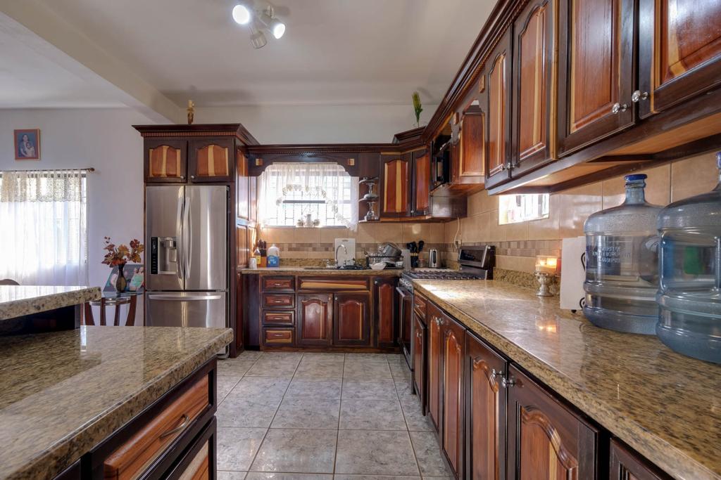 listing image with ID 100592