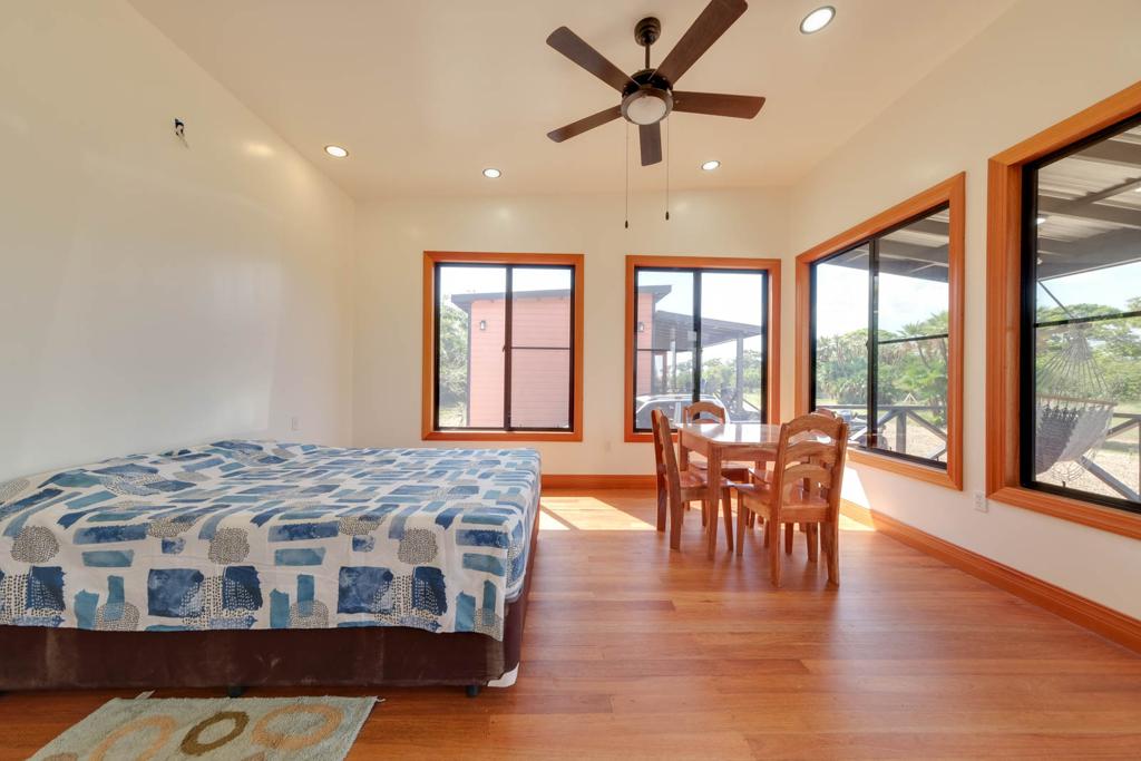listing image with ID 104775
