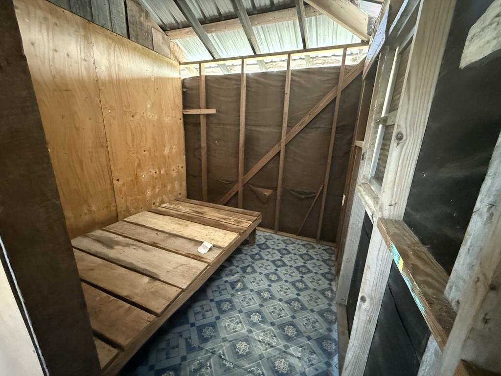 listing image with ID 102210