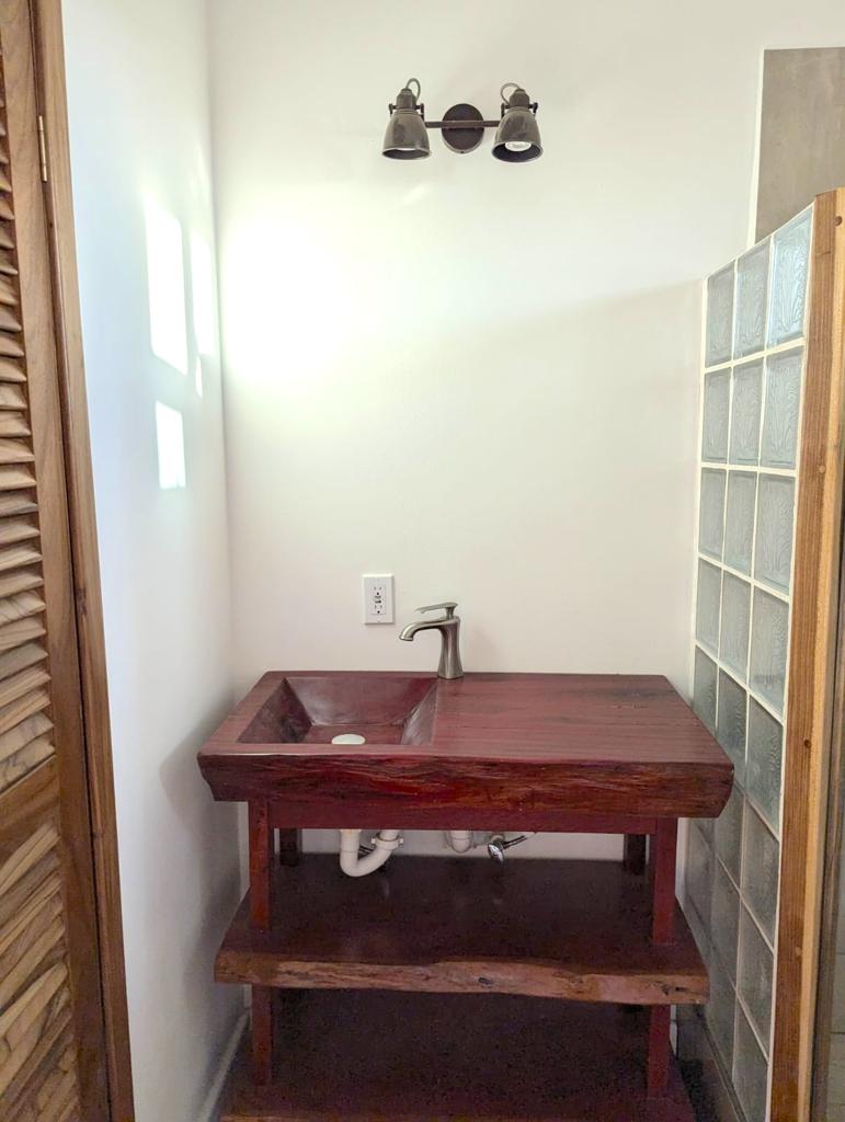 listing image with ID 77726