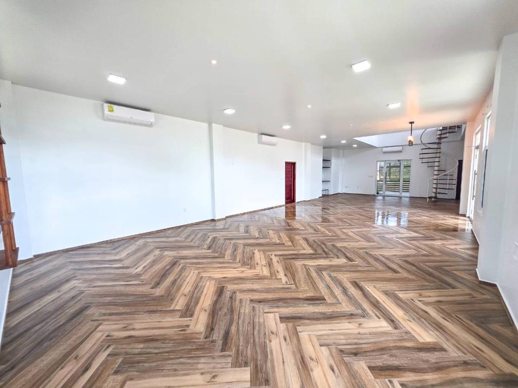 listing image with ID 78577
