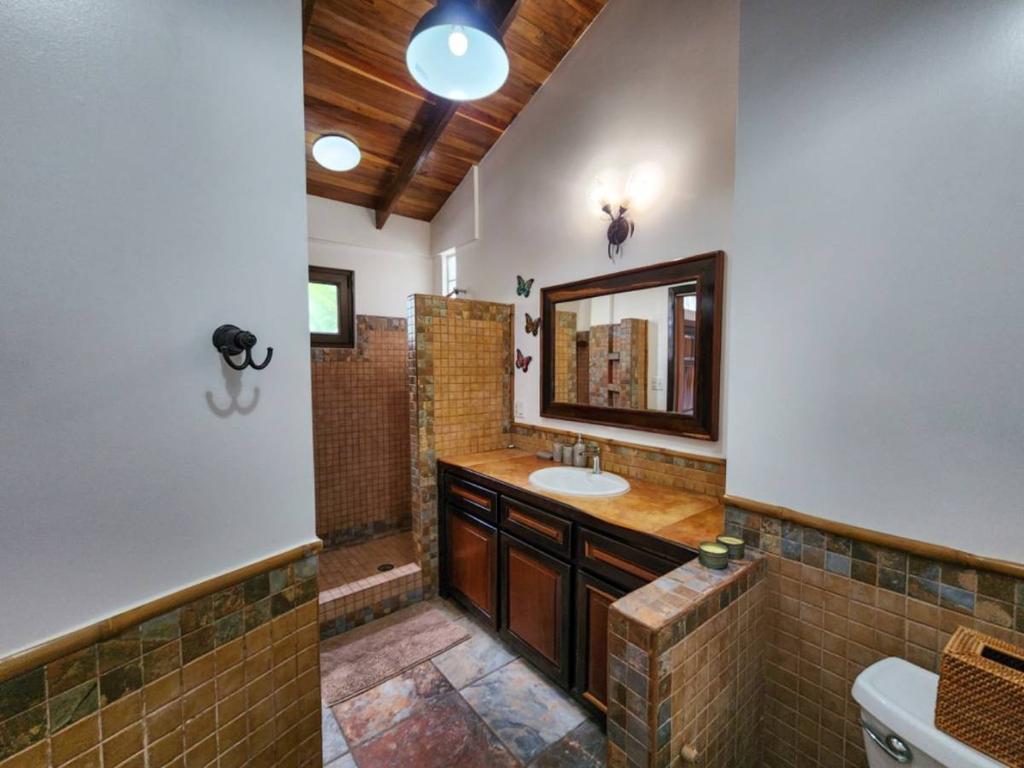 listing image with ID 102061