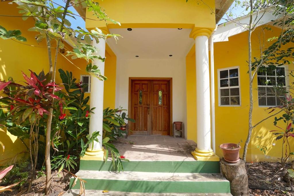 listing image with ID 82004