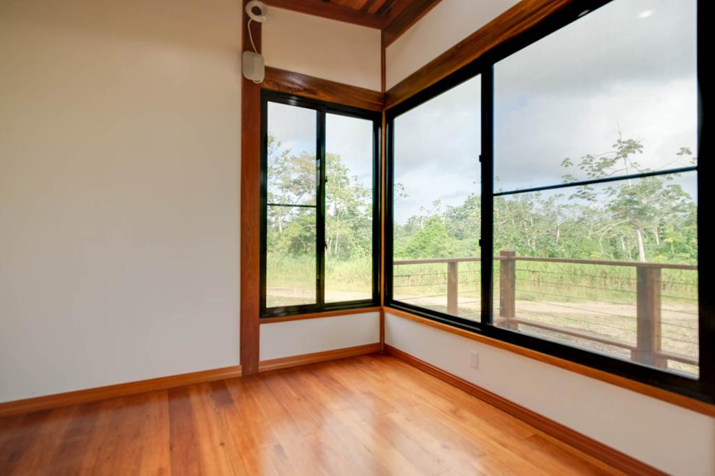 listing image with ID 96932