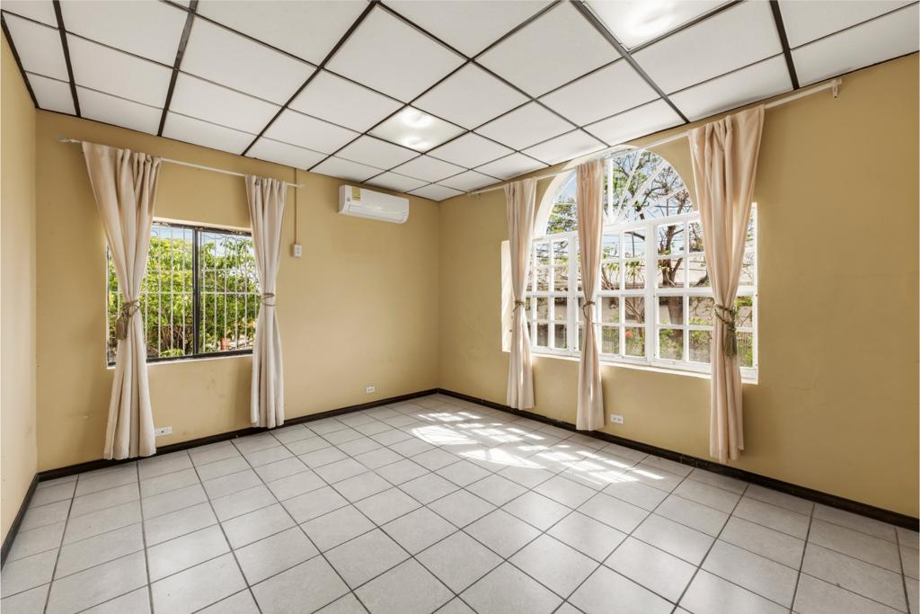 listing image with ID 109727