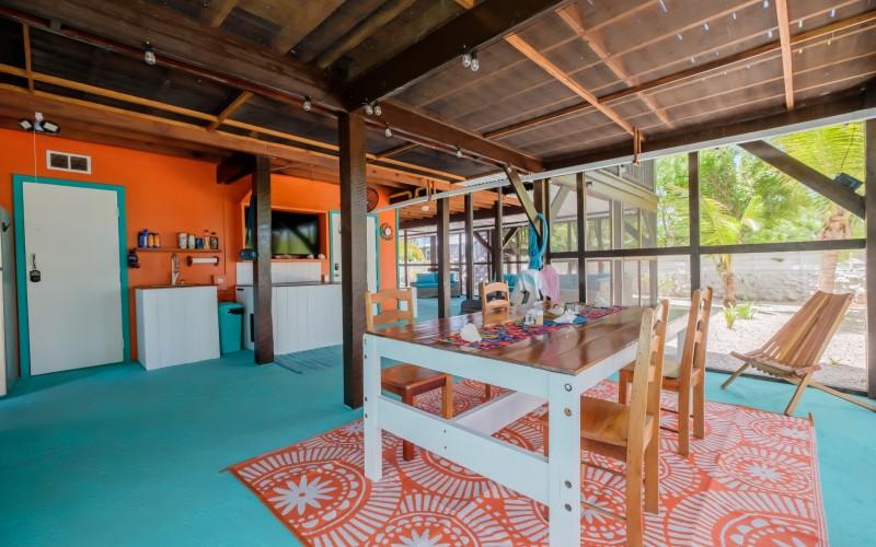 listing image with ID 111000