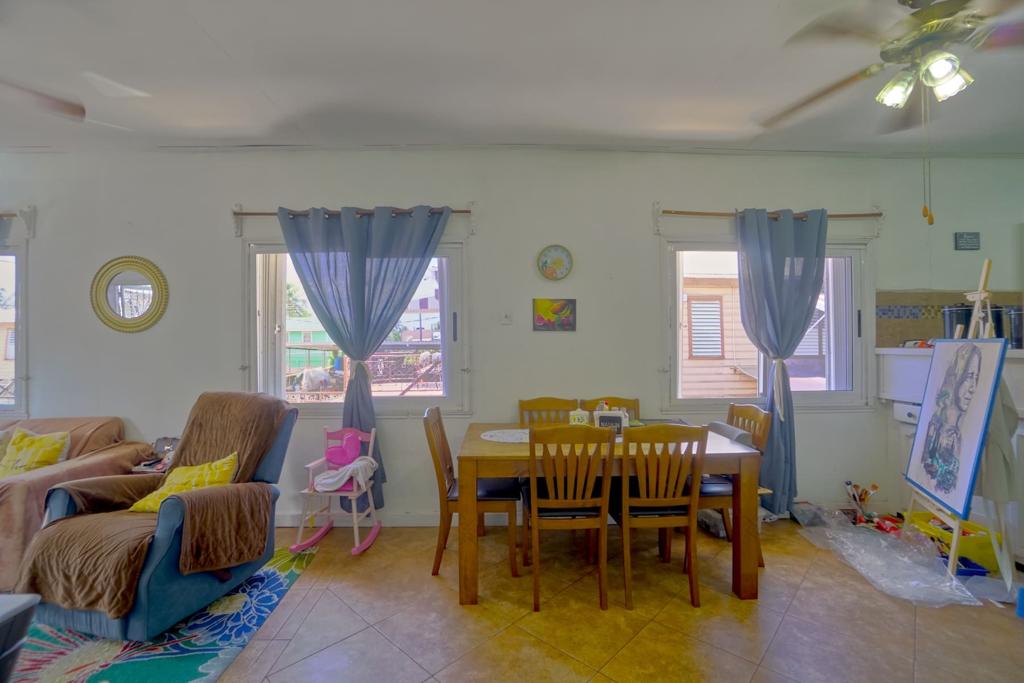 listing image with ID 112705